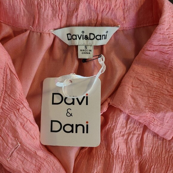 Coral Button-Up Women's Blouse - Picture 4 of 8